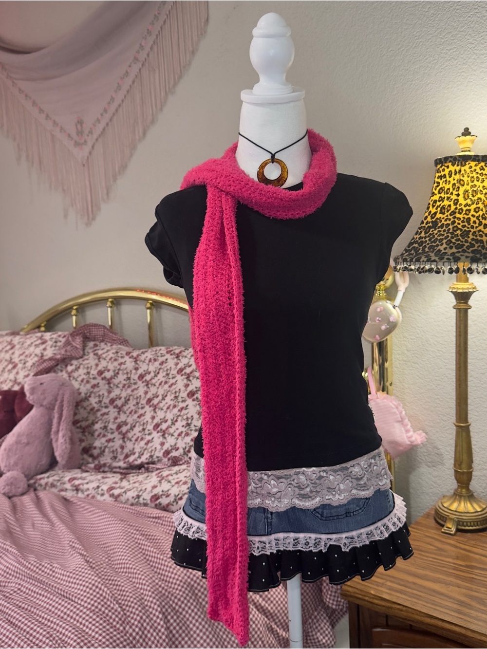 Women's Fuchsia Cozy Knit Scarf - Stylish Layering Accessory